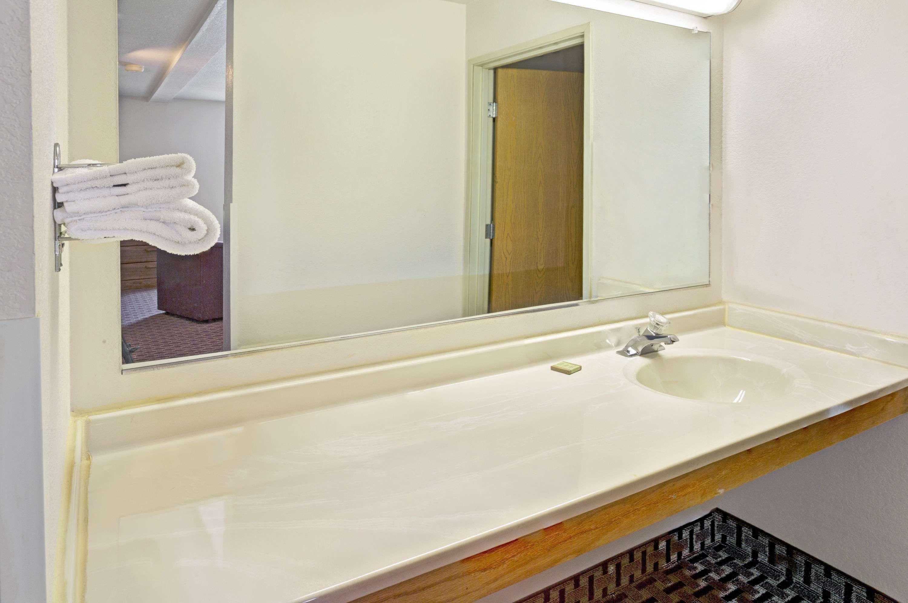 Super 8 By Wyndham Canonsburg/Pittsburgh Area Ngoại thất bức ảnh